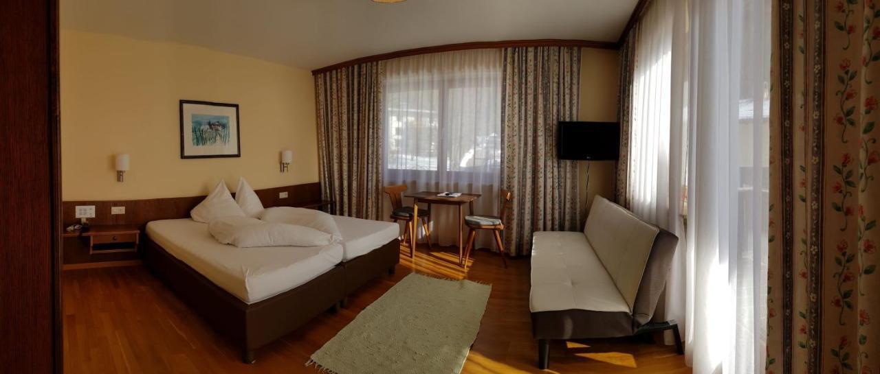 Moser's Hotel 3*